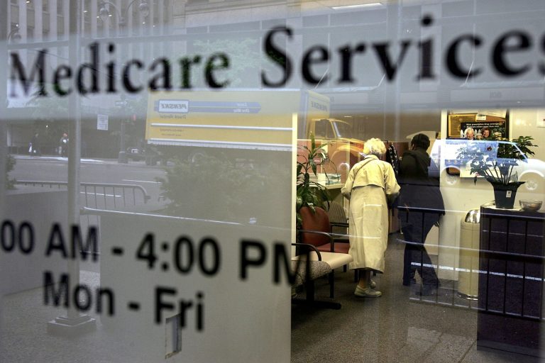 Major insurance groups and more than 300 lawmakers have warned against the cuts to Medicare Advantage.Â (Photo by Spencer Platt/Getty Images)