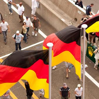 German Politician: Euro Downgrade Is an American Plot