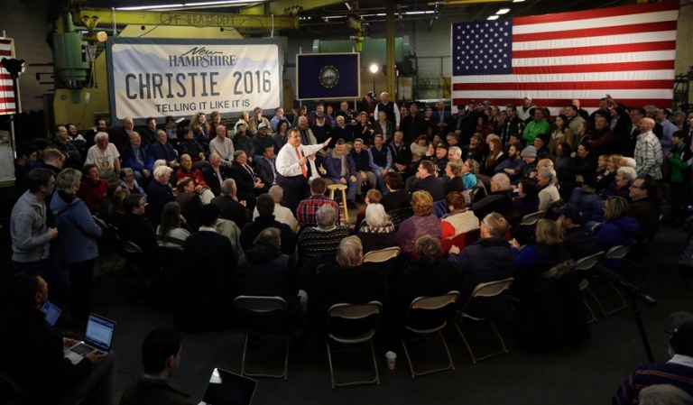 Christie continued to focus on Rubio, telling a crowd of 200 in Hudson that the GOP cannot nominate someone who 