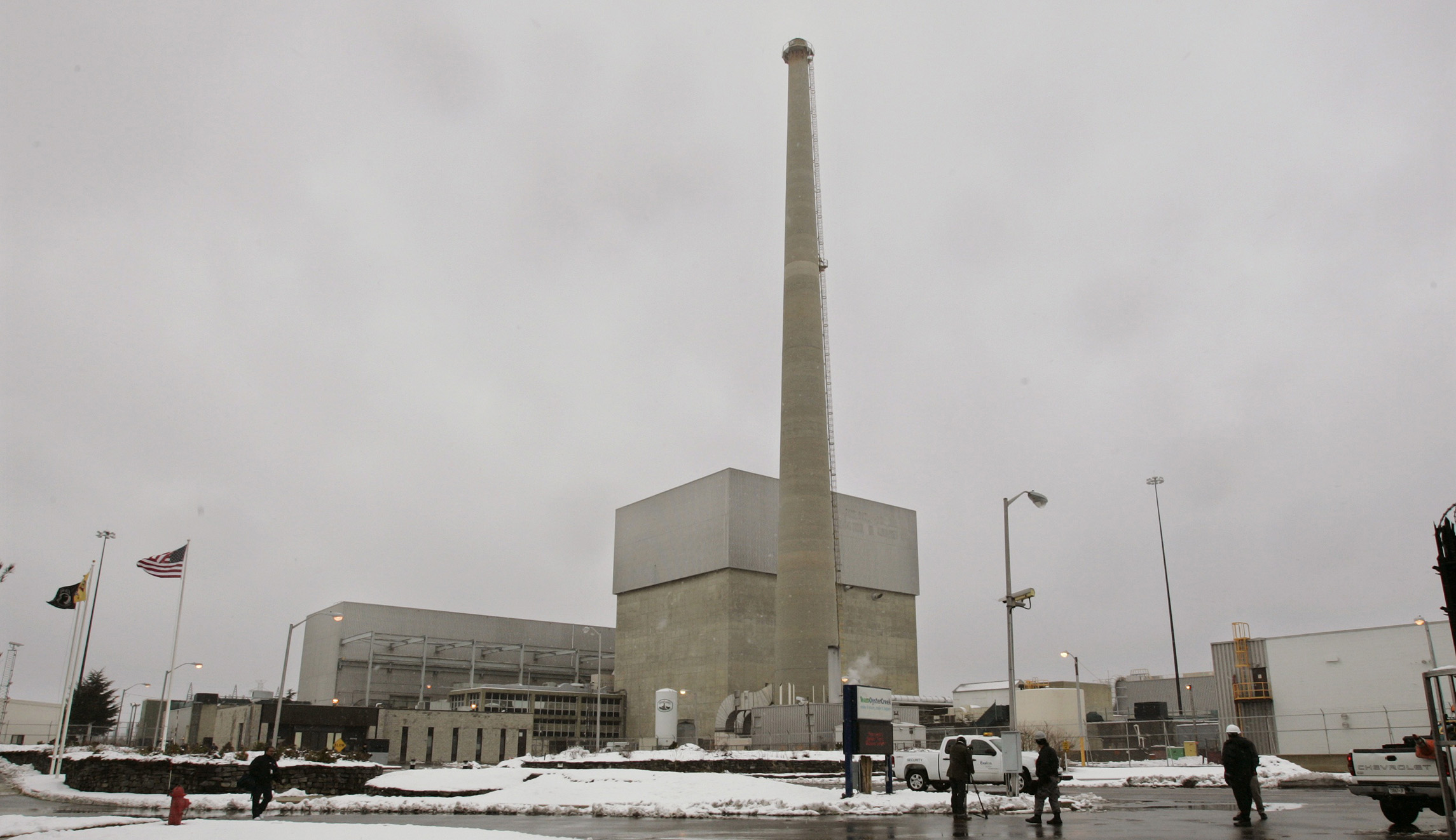 Nuclear plant to close ahead of schedule