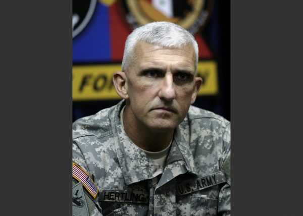 Ex-US commander defends US training of Iraq forces