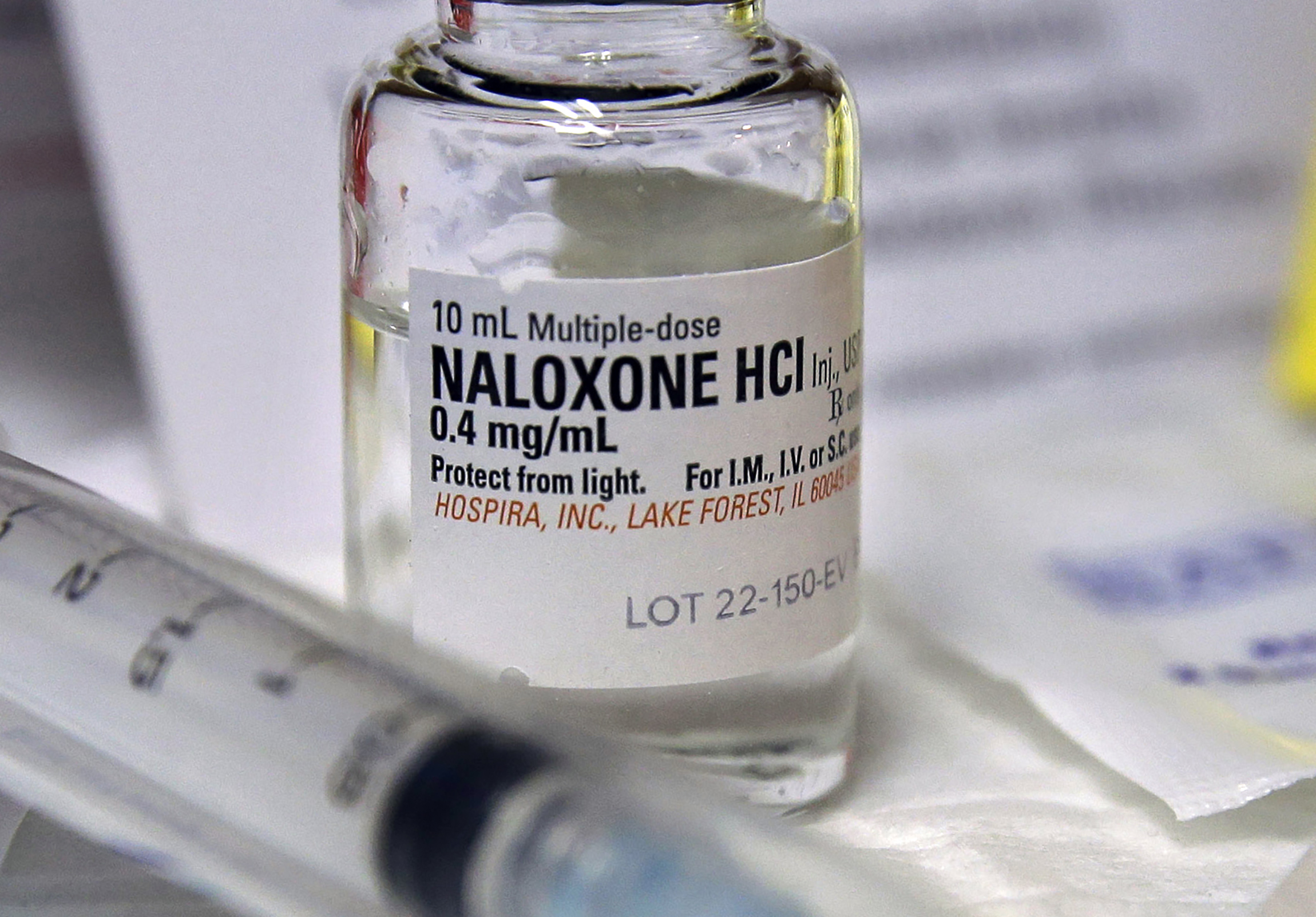 Senators want cheap prices for overdose antidote