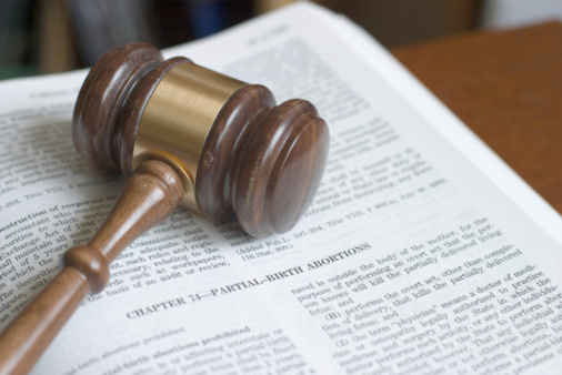 Judges in Chicago question Wisconsin abortion law