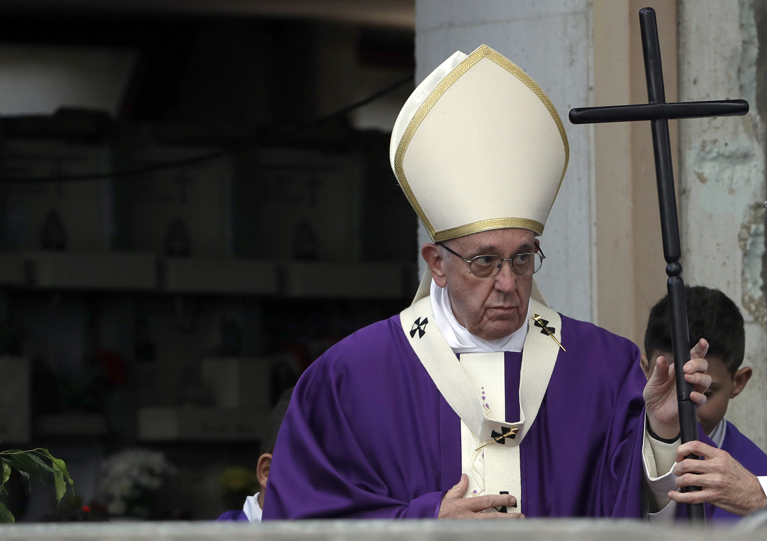 Pope Francis after Trump’s election: ‘Knock down the walls that divide’