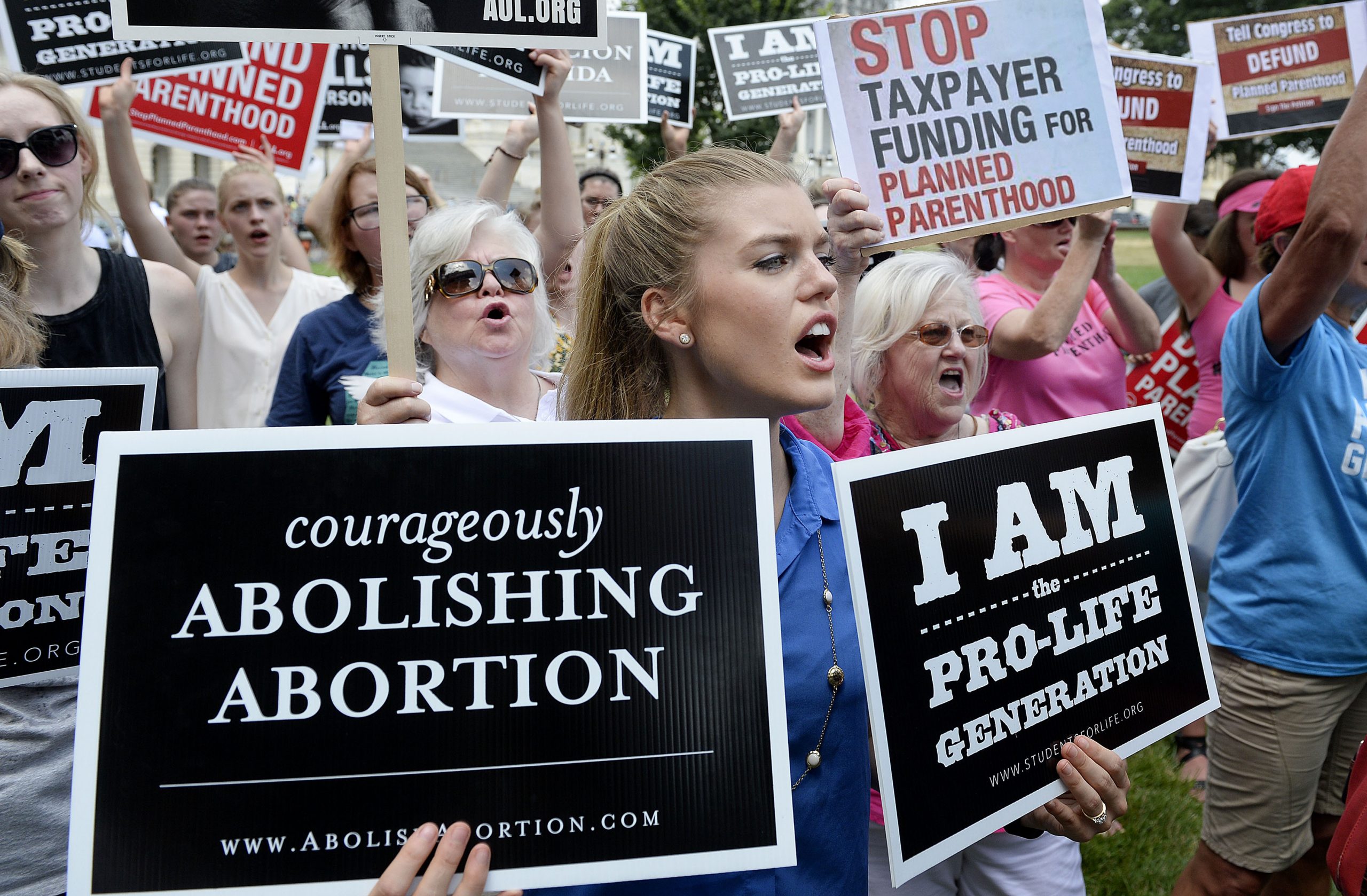 Arkansas strips Planned Parenthood funding