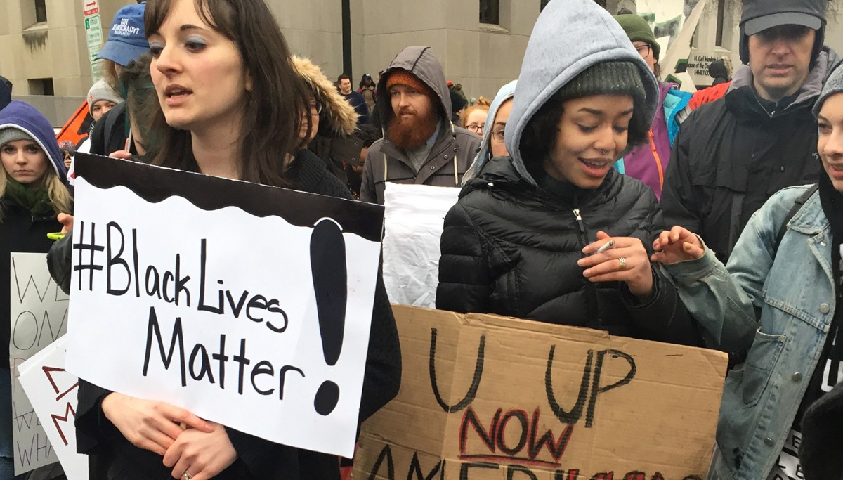 Protesters block inauguration checkpoint