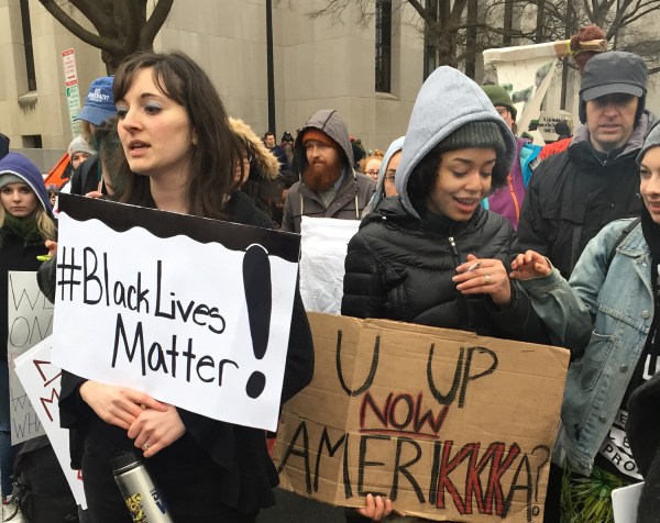 Protesters block inauguration checkpoint