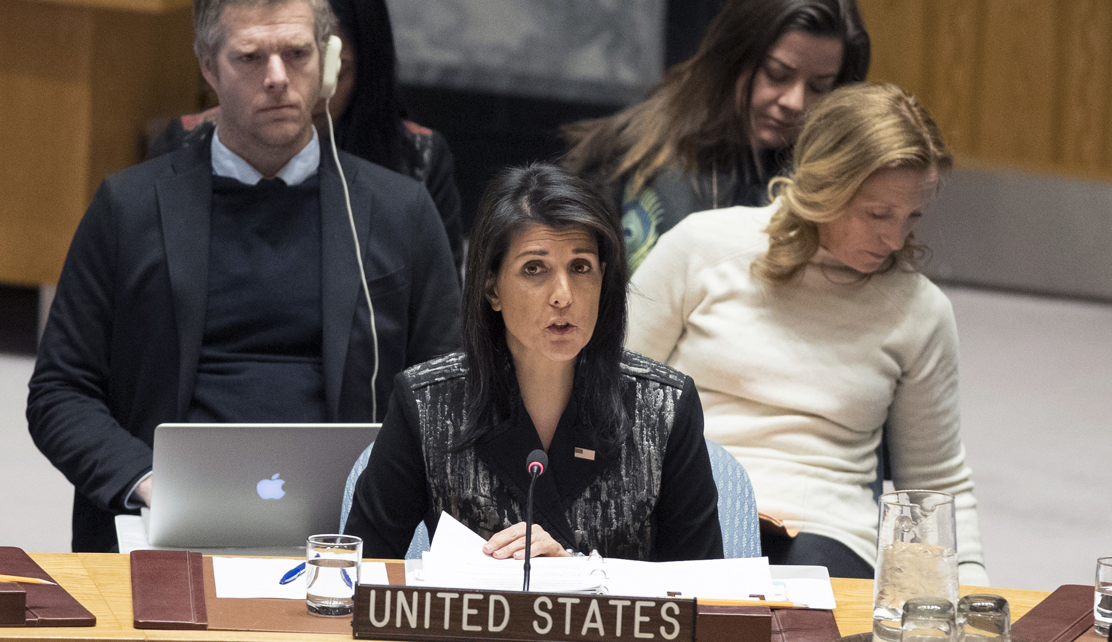 Nikki Haley slams Michael Wolff for ‘disgusting’ rumor she’s sleeping with Trump