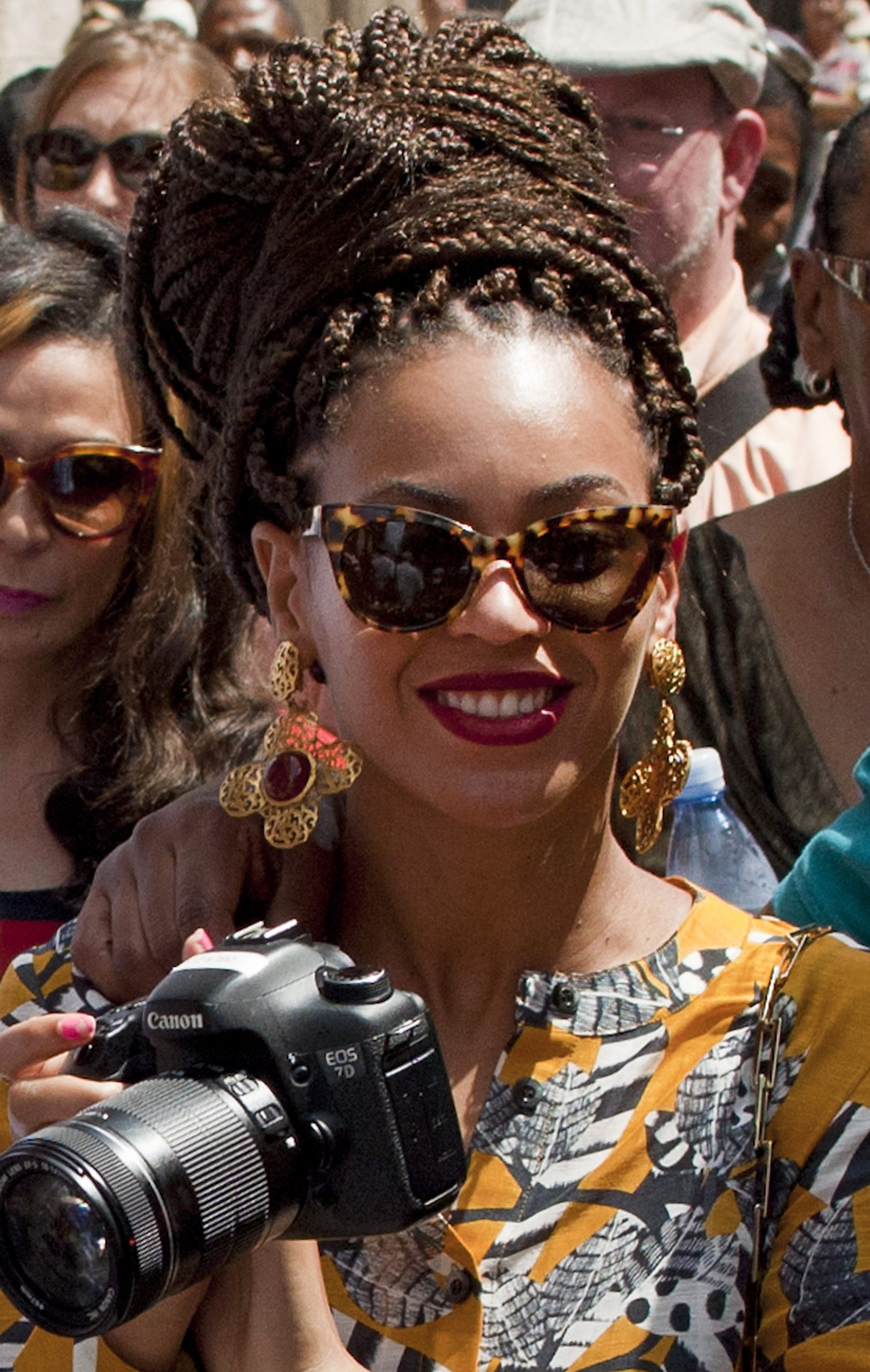 Beyonce, Jay-Z turn heads in Havana