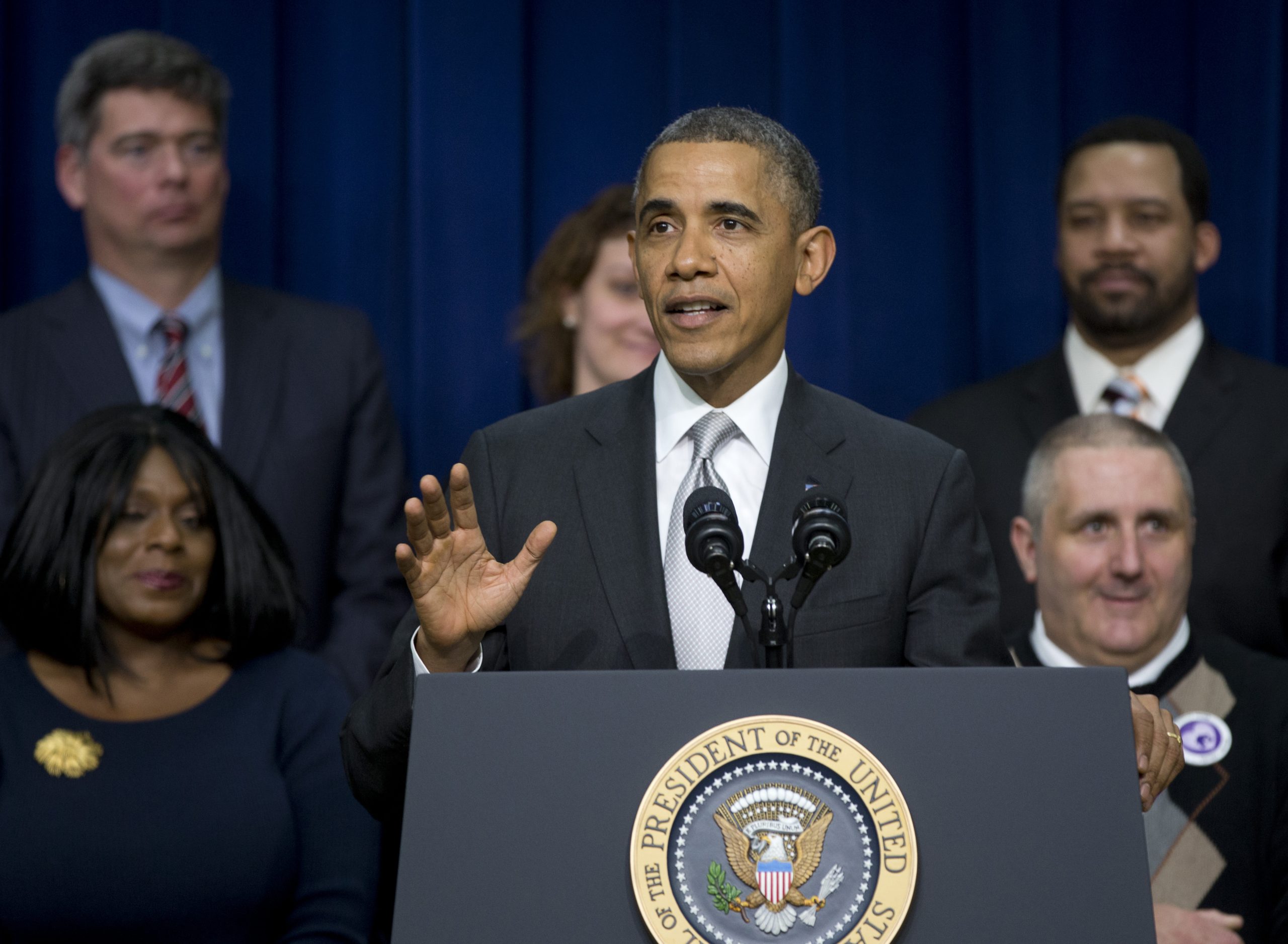 White House: 500,000 with canceled health plans lack coverage