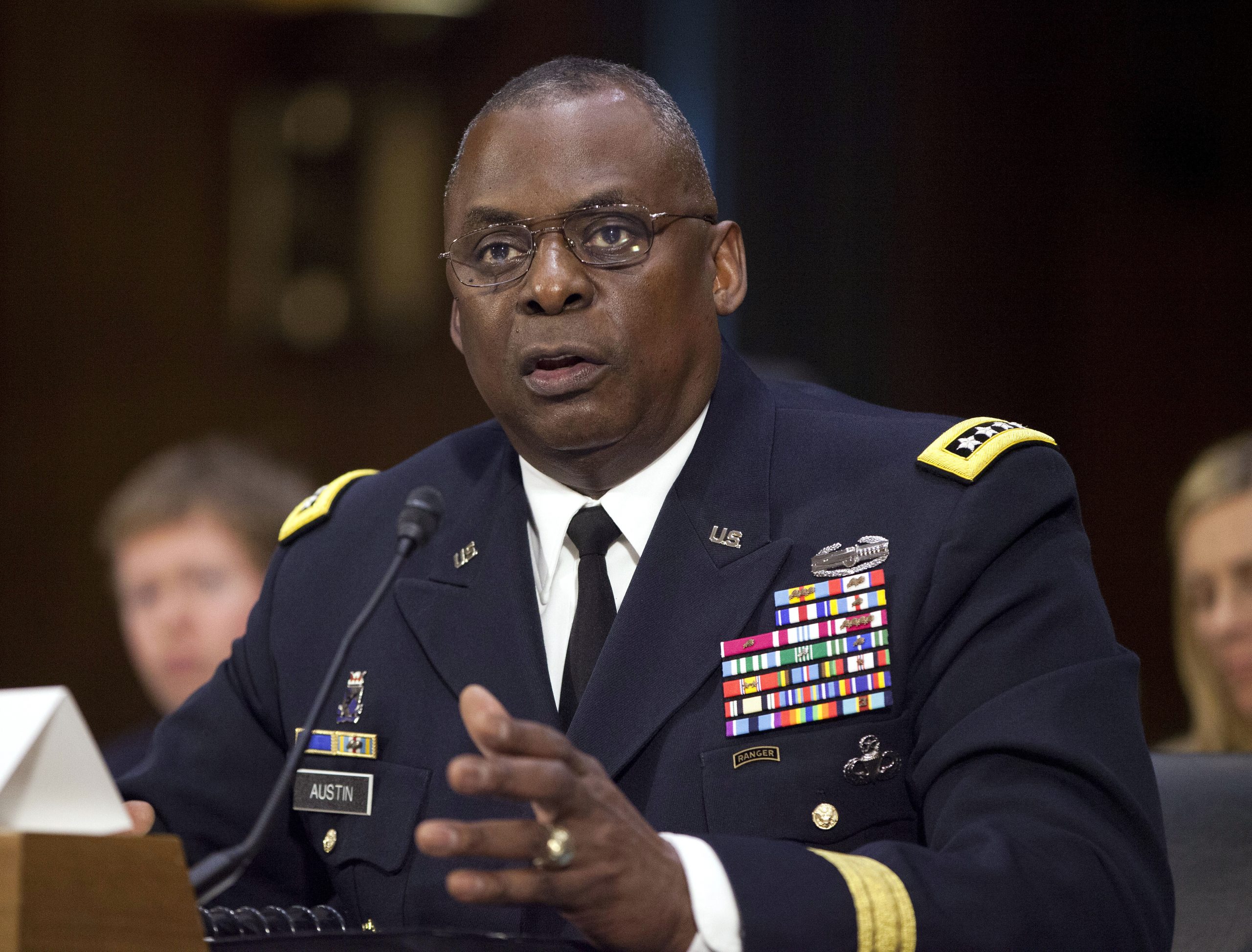 Biden selects retired Gen. Lloyd Austin as defense secretary