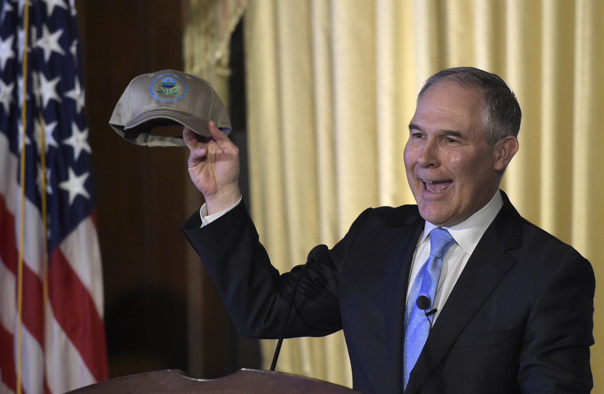 Pruitt touts new future for EPA in CPAC address