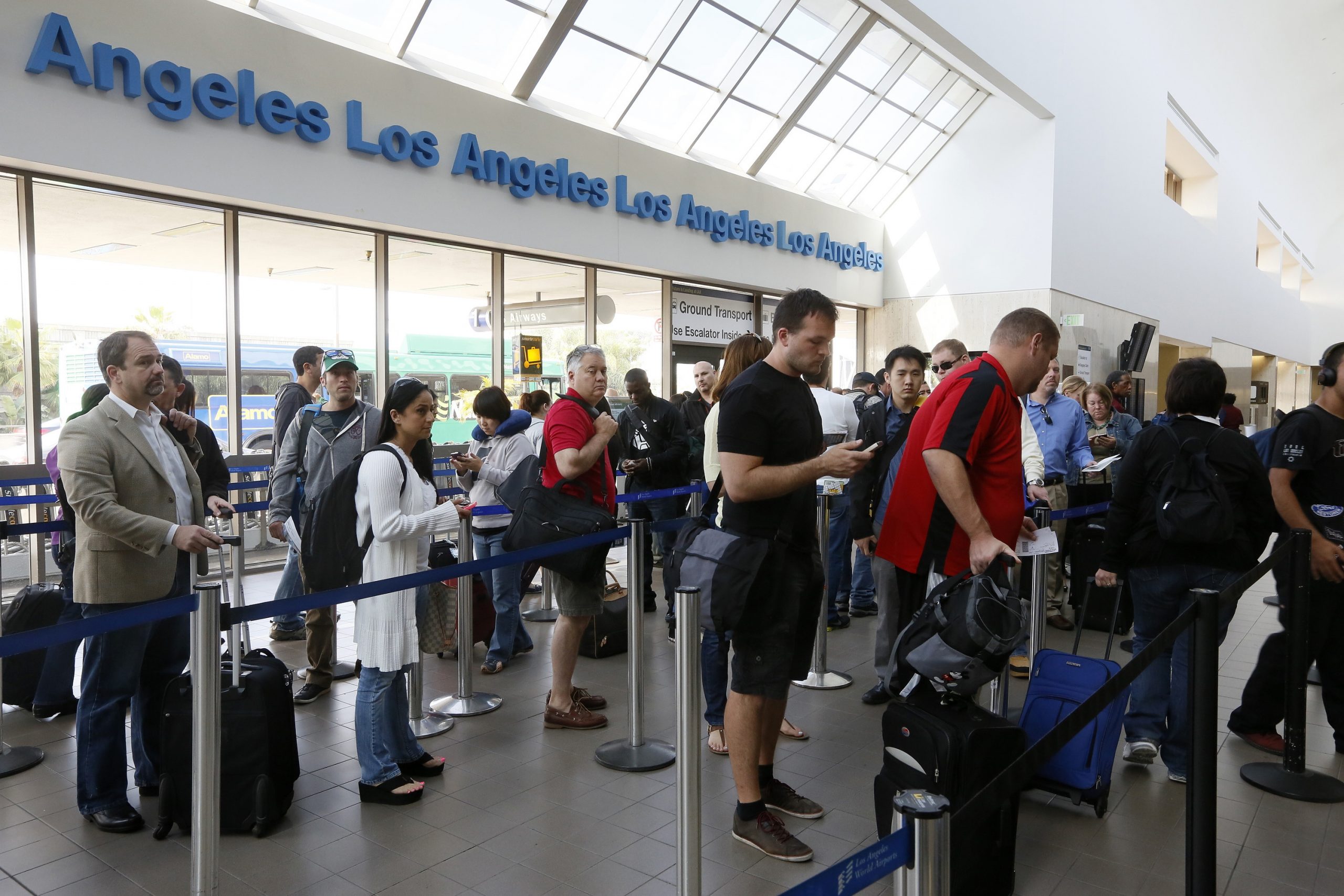 White House says it’s open to fix on FAA furloughs