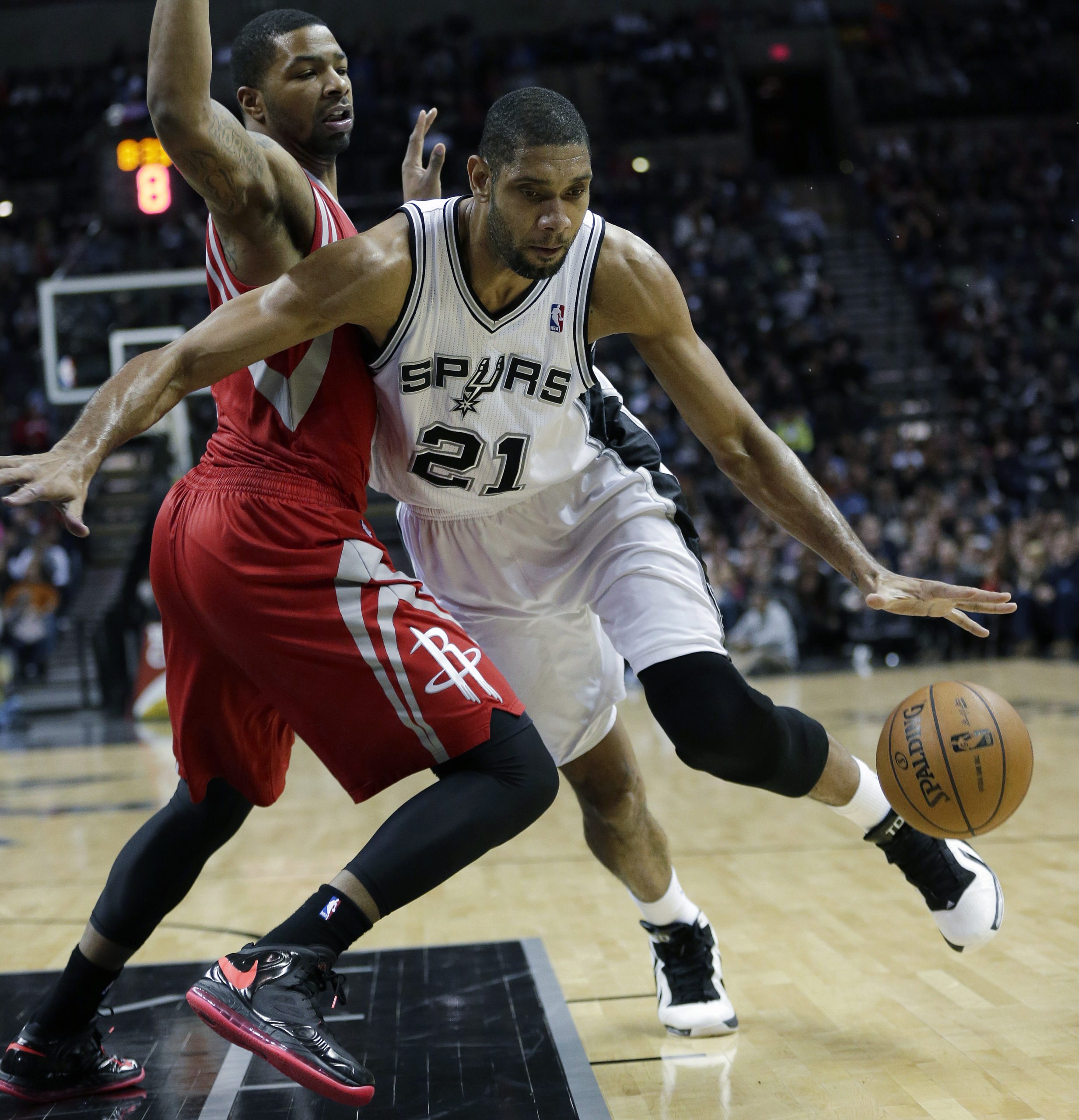 Duncan, Parker, Ginobili carry Spurs past Rockets