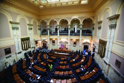 Lawmakers to discuss budget, gas taxes, wind farms