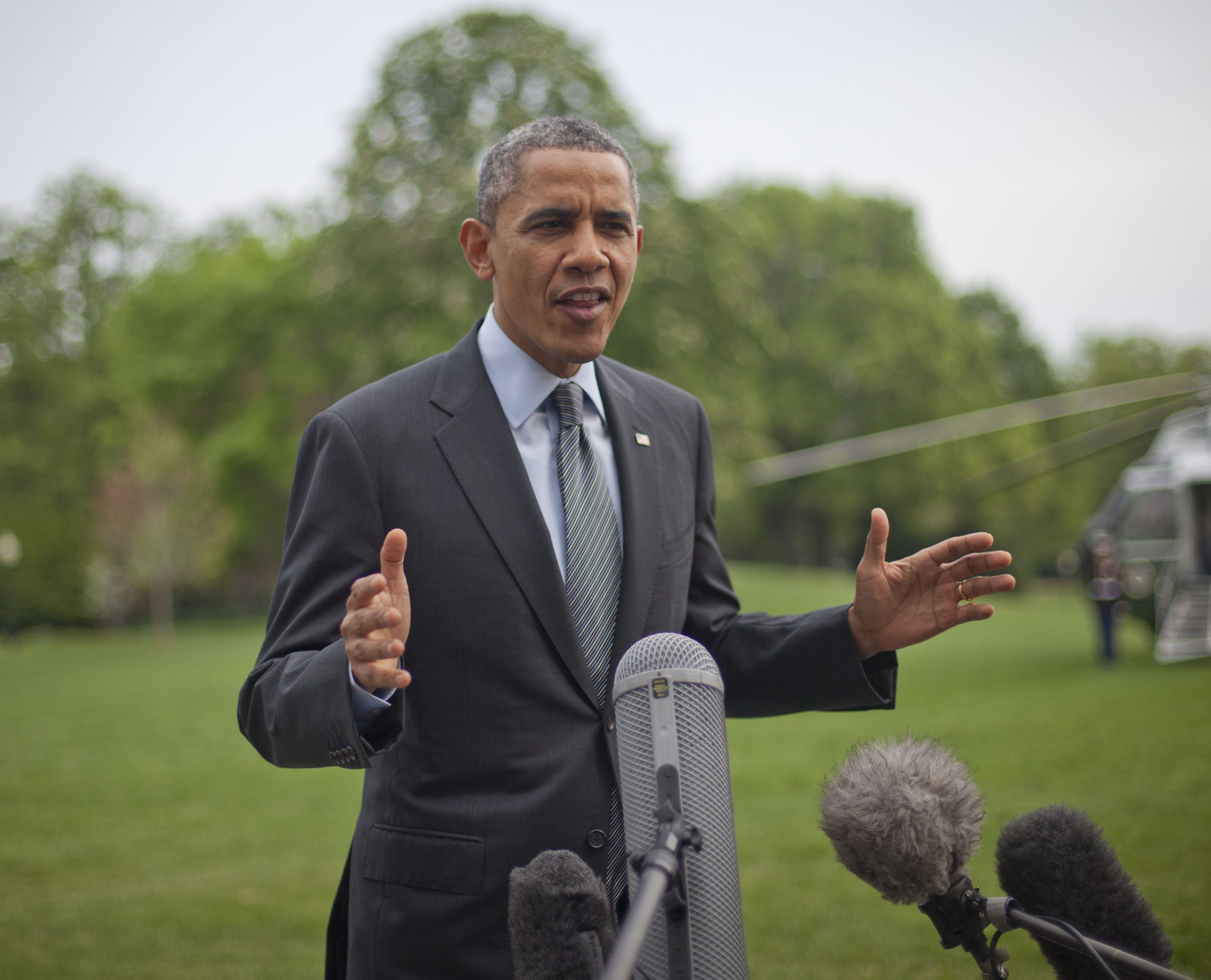 Obama, U.S. officials urge allies to help protect upcoming Ukrainian election