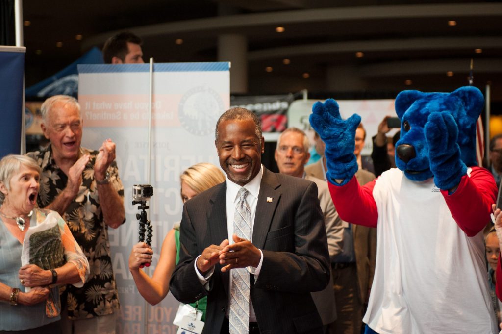 Which Republican is winning the 2016 conservative primary?