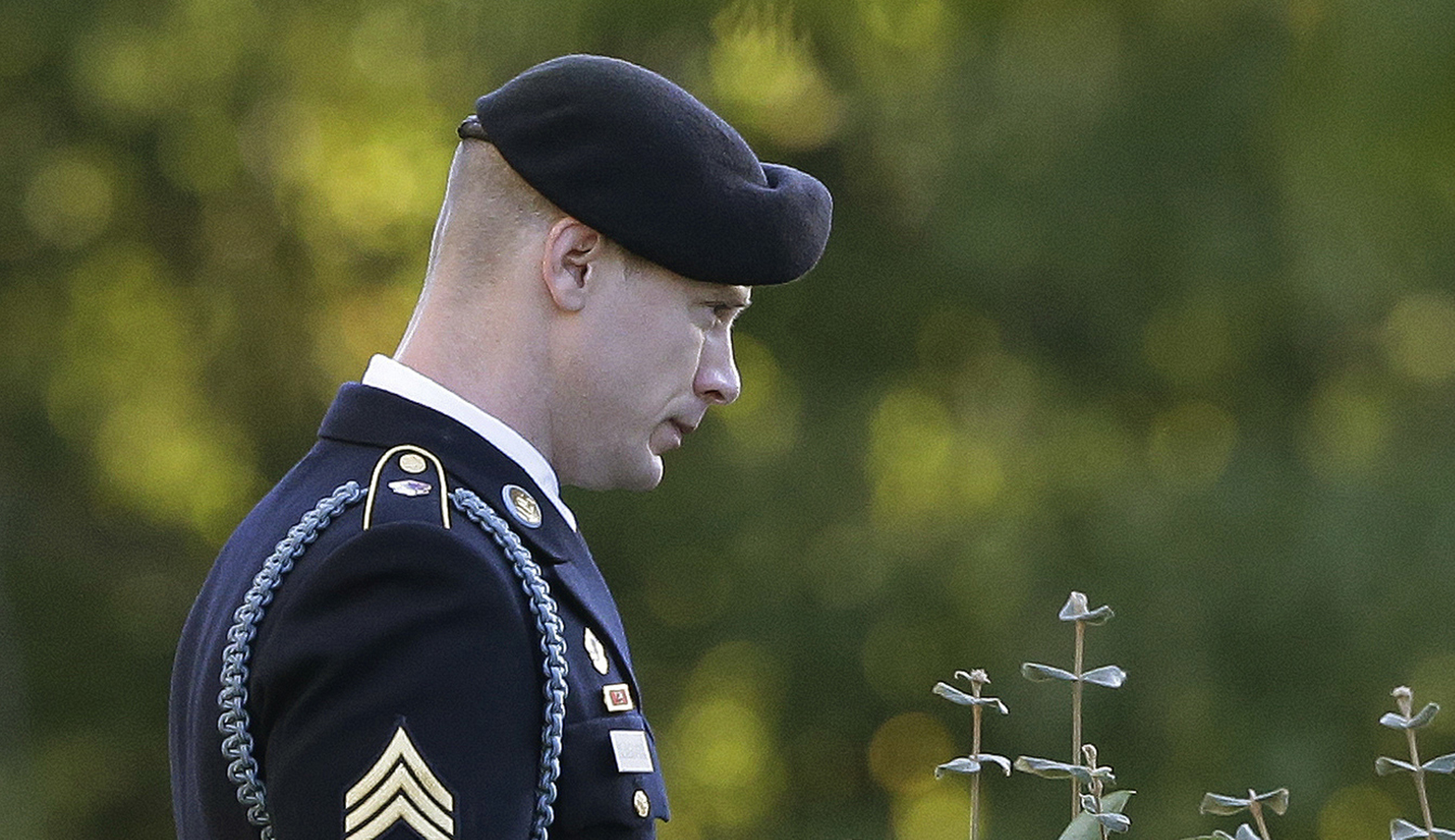 Bowe Bergdahl to get dishonorable discharge, lose rank, forfeit pay in addition to getting no prison time