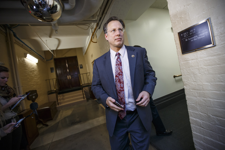 Lawmaker renews call for balanced budget legislation