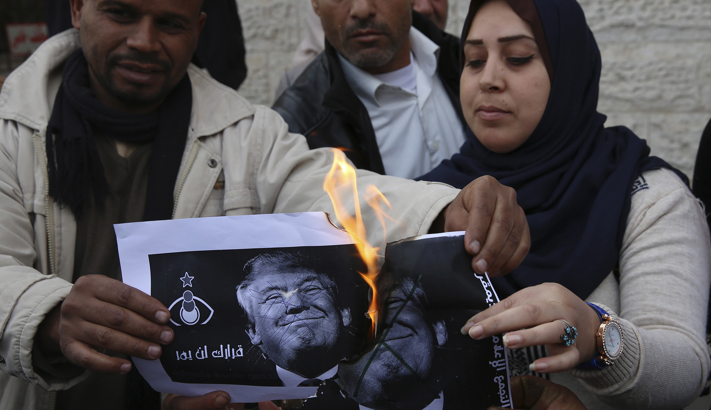 Alan Dershowitz: Violence in the Middle East shouldn’t determine Trump’s foreign policy