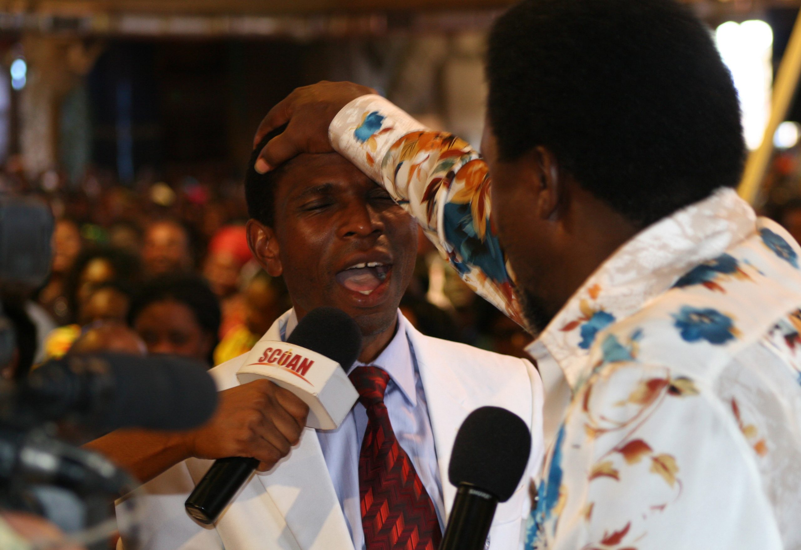 Nigeria preacher: Healer or controversial leader?