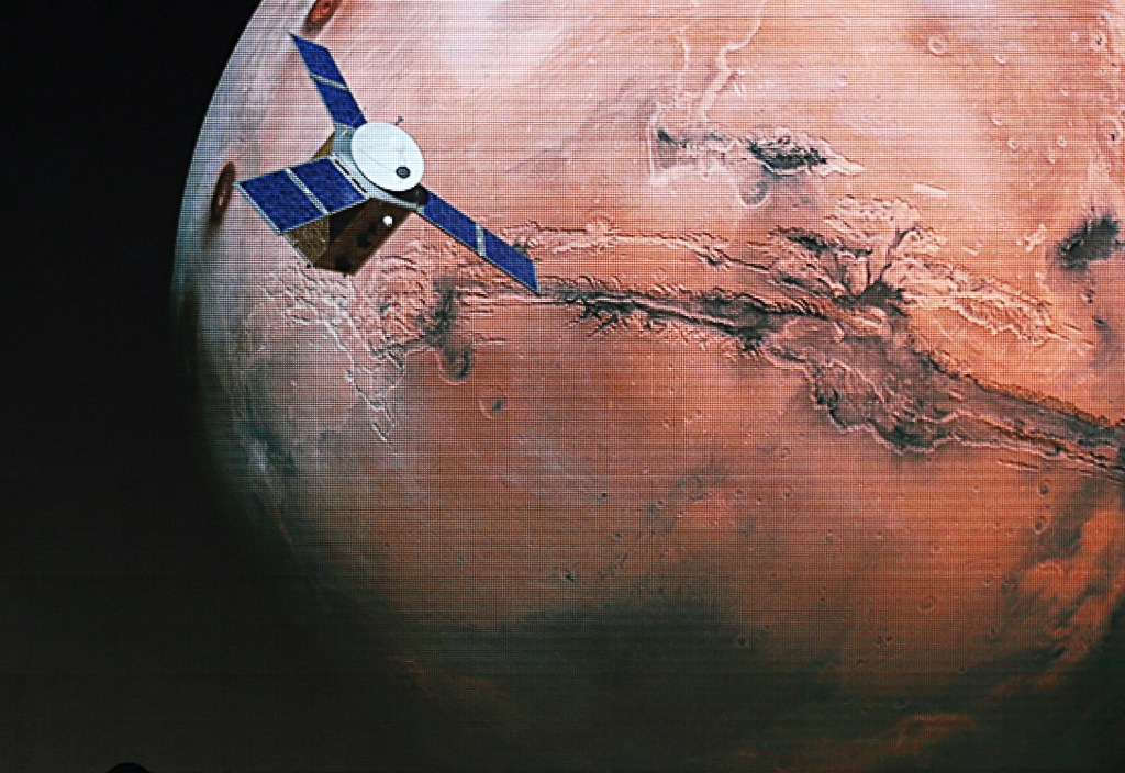 3 reasons Trump should send Americans to Mars