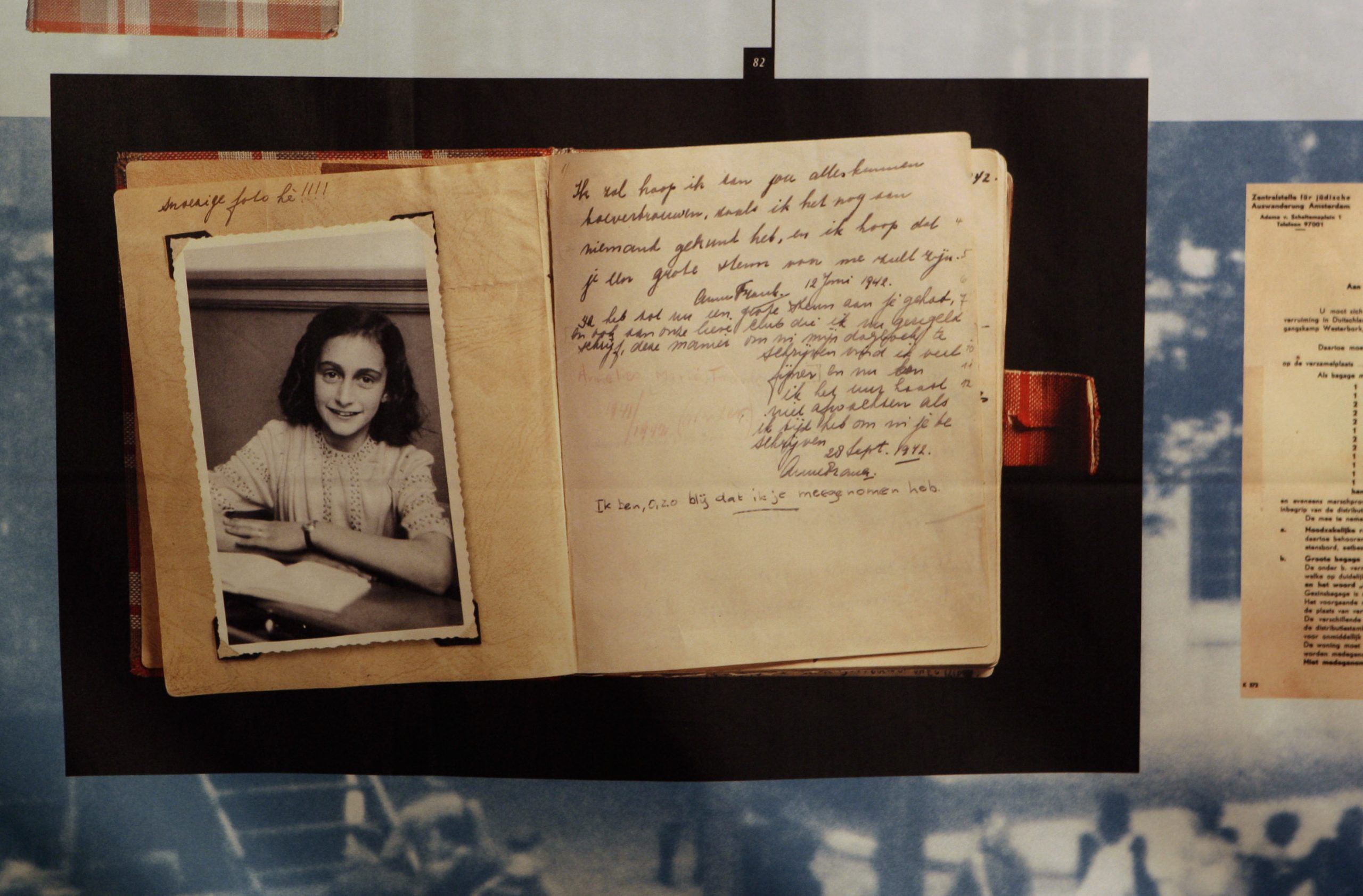 Restaurant apologizes for Anne Frank joke about heat wave