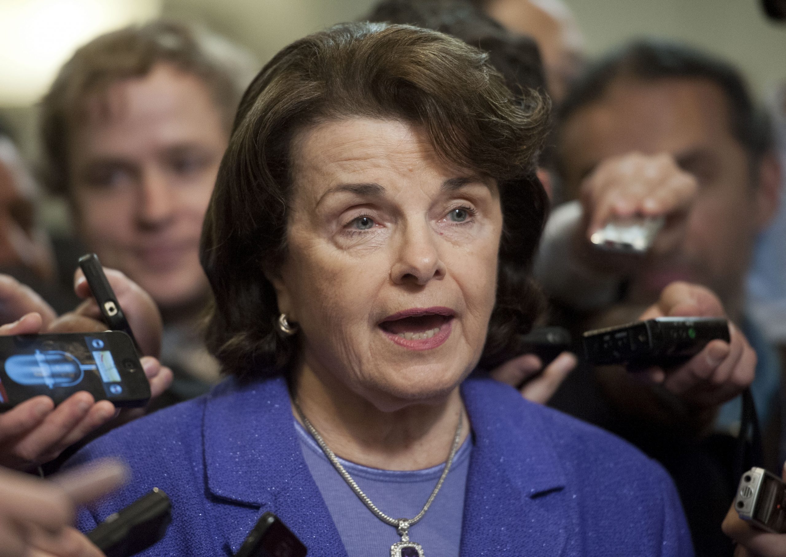Dianne Feinstein praises Obama for backing NSA surveillance