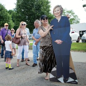 Is Hillary Boring Democrats in Iowa?