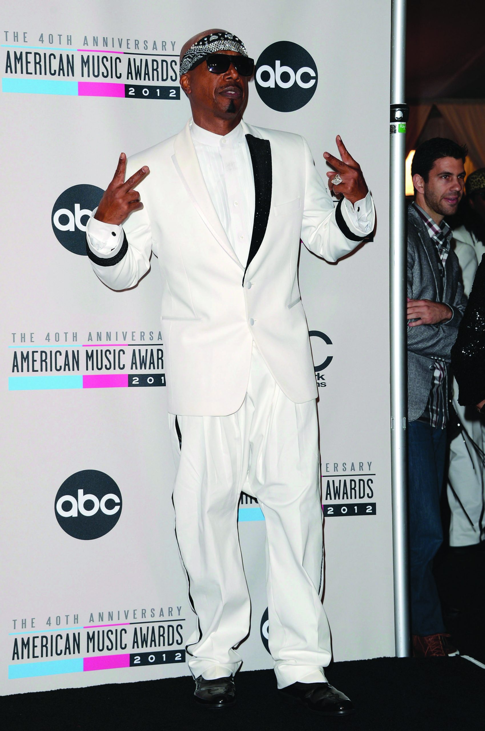 The Buzz: MC Hammer behind bars, Kim and Kanye expecting a girl