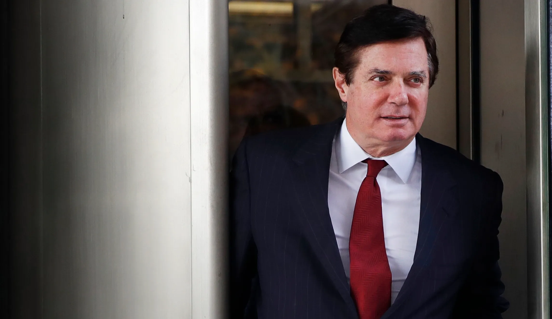 Paul Manafort trial in Virginia delayed two weeks