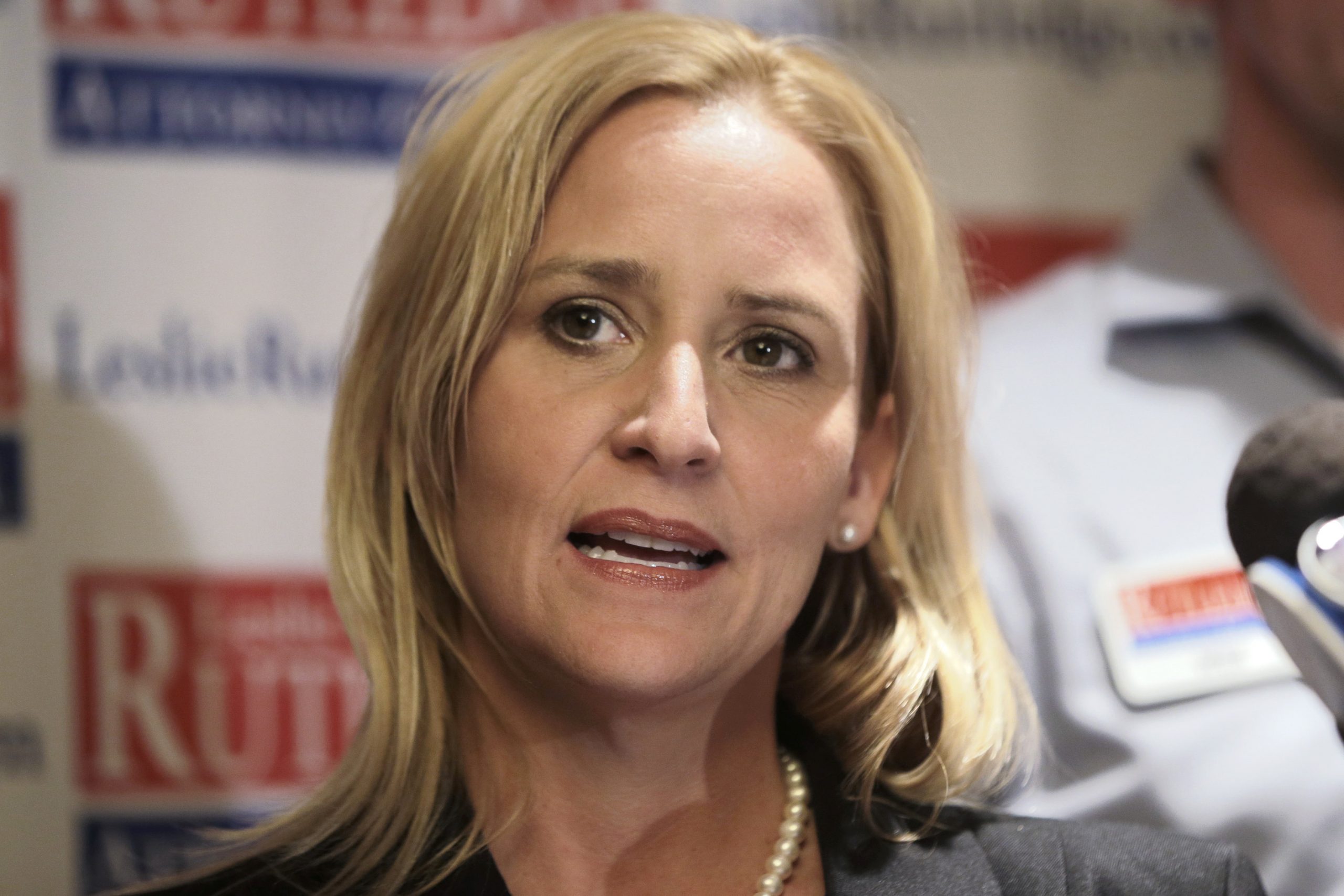 Arkansas AG candidate registers to vote again following cancellation