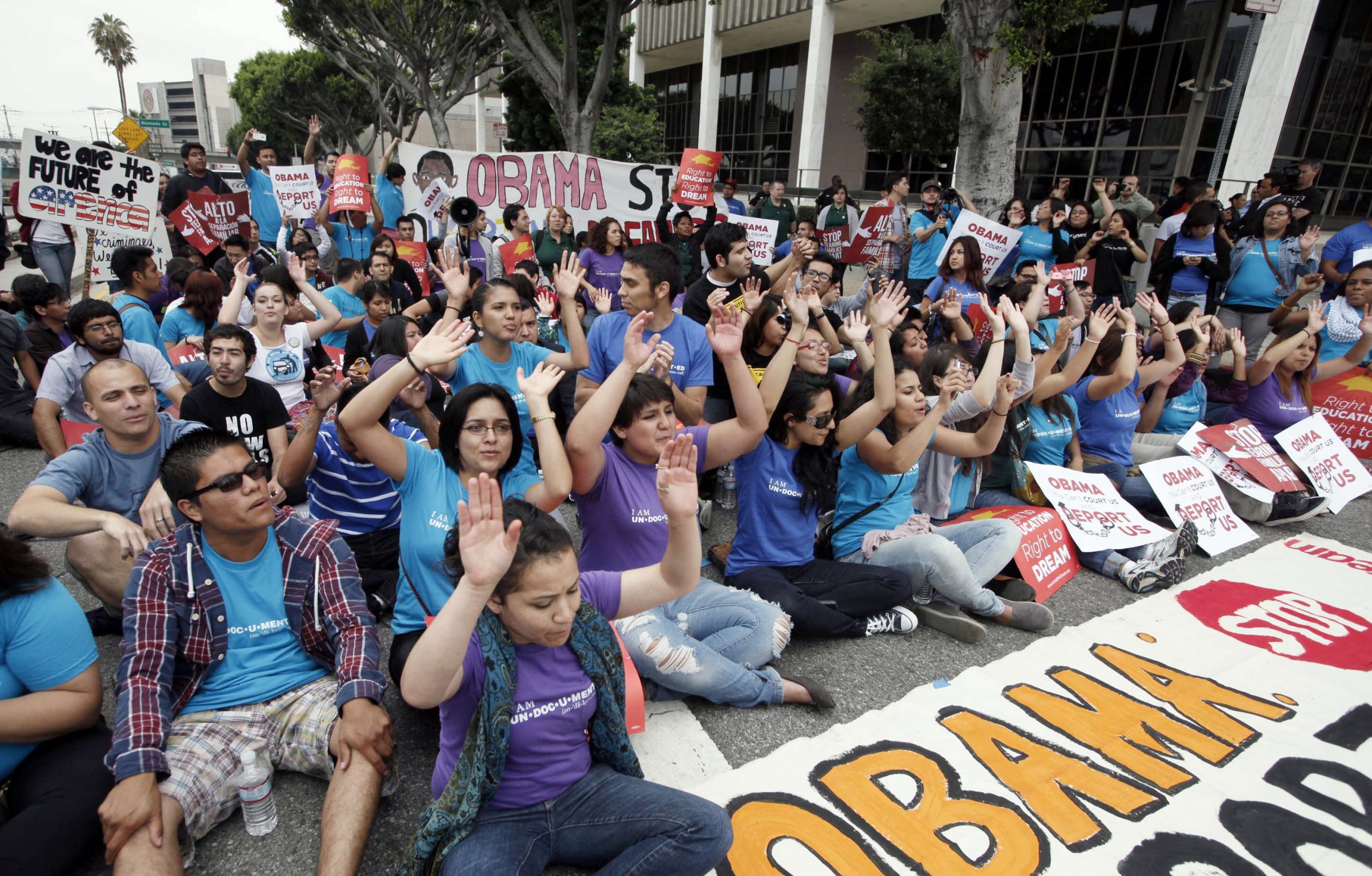 Young immigrants hopeful, skeptical of Obama plan