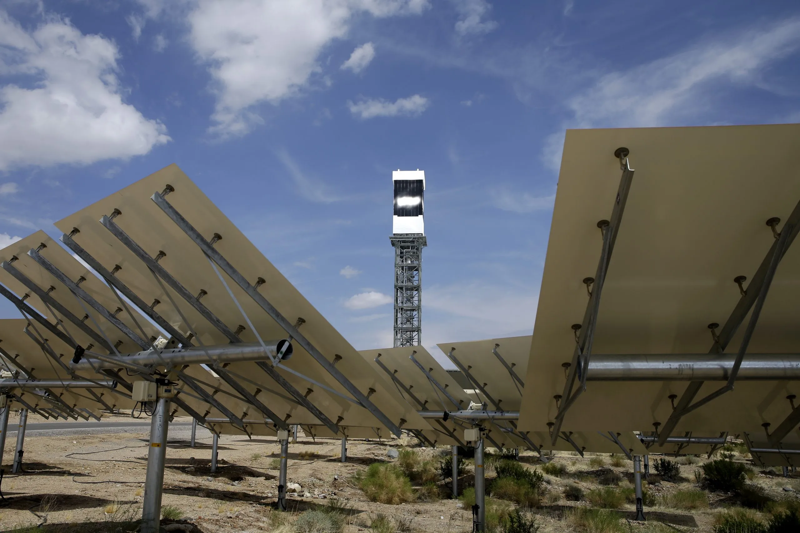 House takes aim at Obama’s solar bird-killer