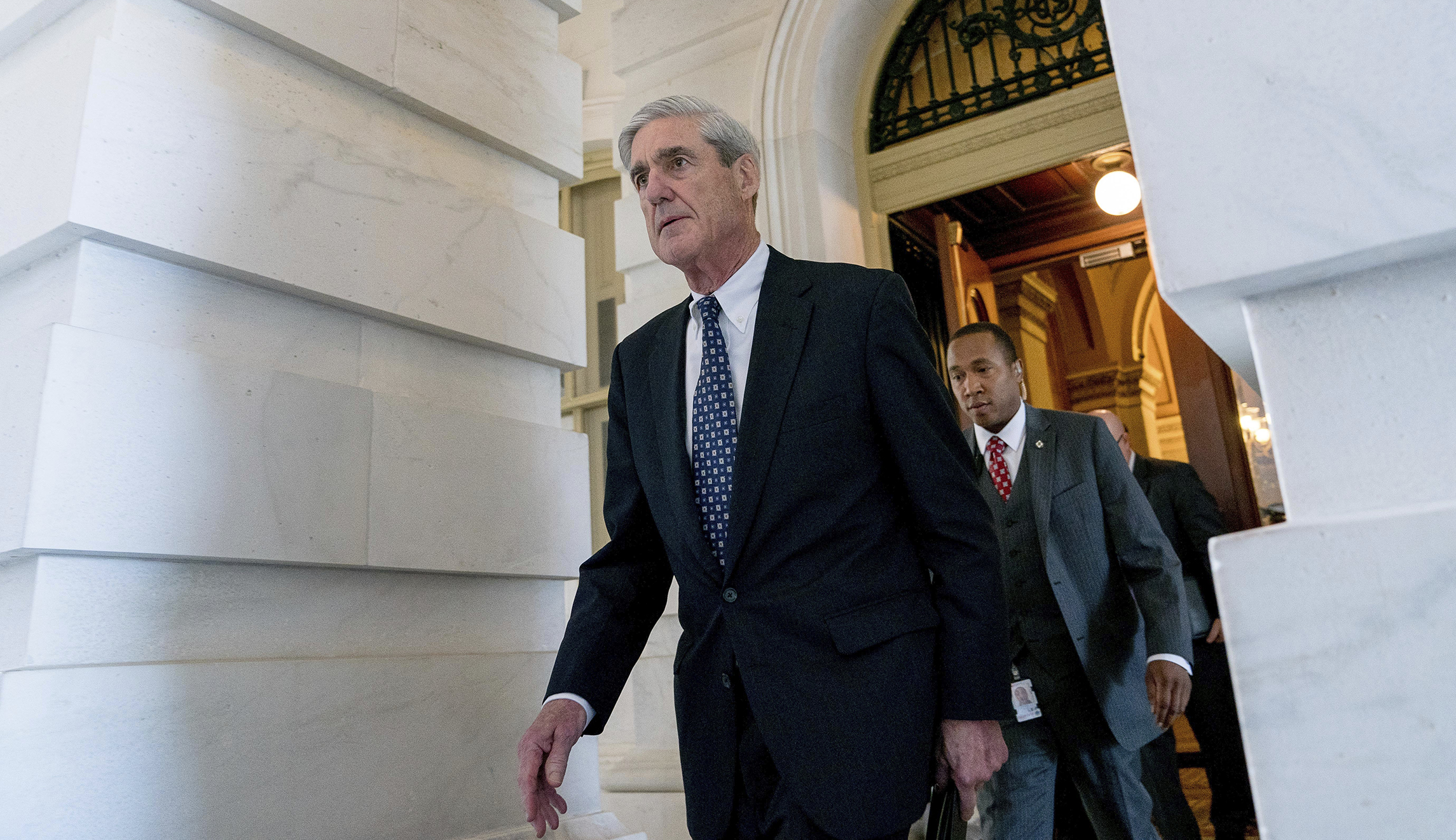 Robert Mueller indicts 13 Russian nationals for meddling in 2016 election