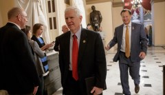 In bizarre campaign move, Rep. Mo Brooks encourages Jeff Sessions to retake his Senate seat