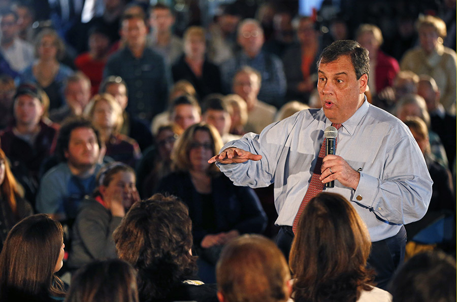 Christie looks to win Trump, Kasich supporters