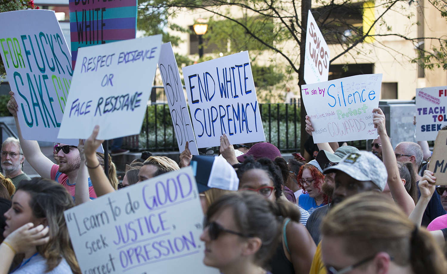 Resolution condemning white supremacists heads to Trump’s desk