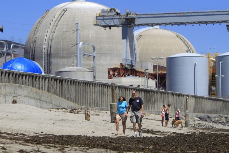 Assembly passes bill to ratchet up carbon pollution cuts from 15 to 40 percent. (AP Photo/Lenny Ignelzi, File)