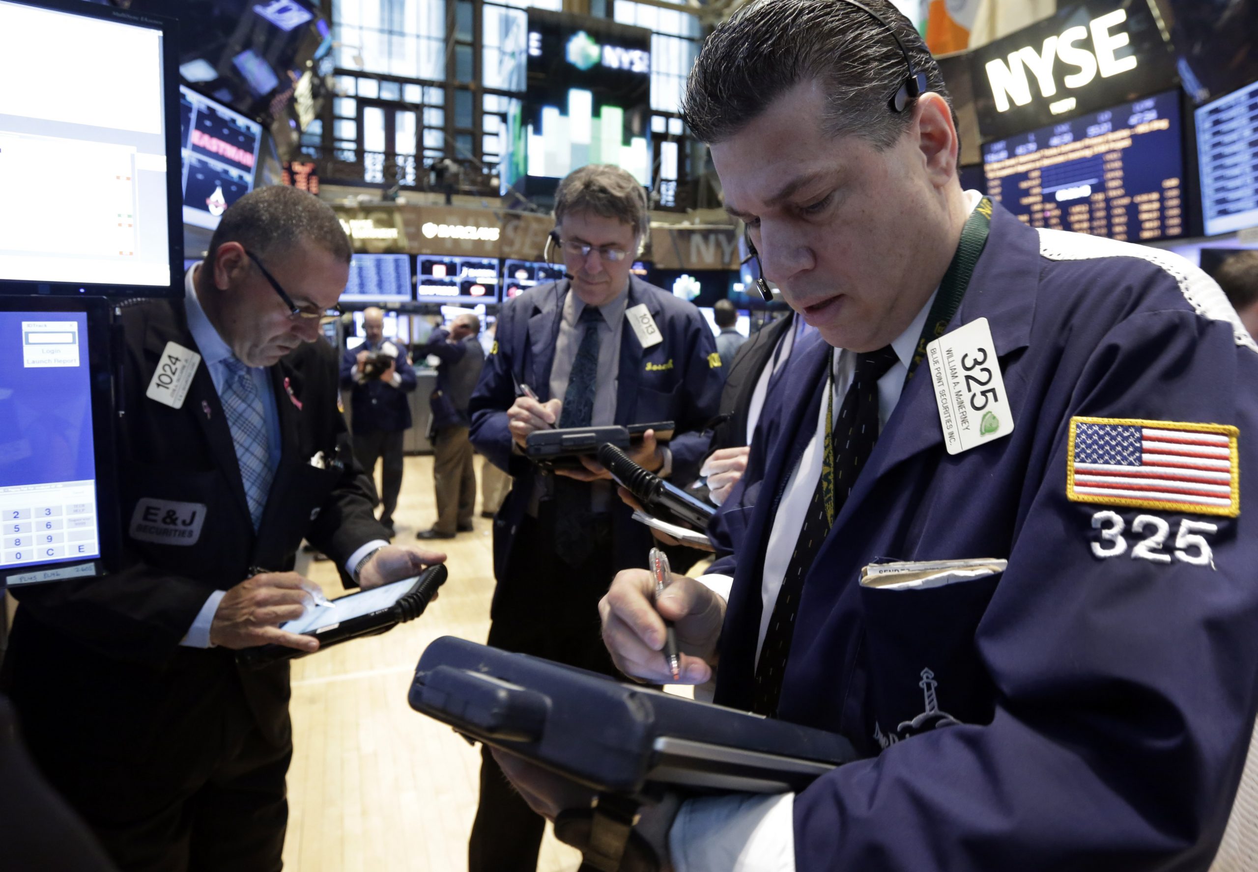 A stock rally falters as US earnings disappoint