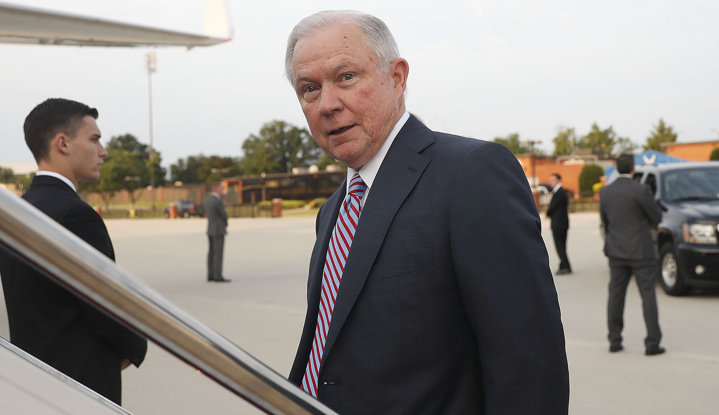Jeff Sessions travels to El Salvador amid Trump tensions