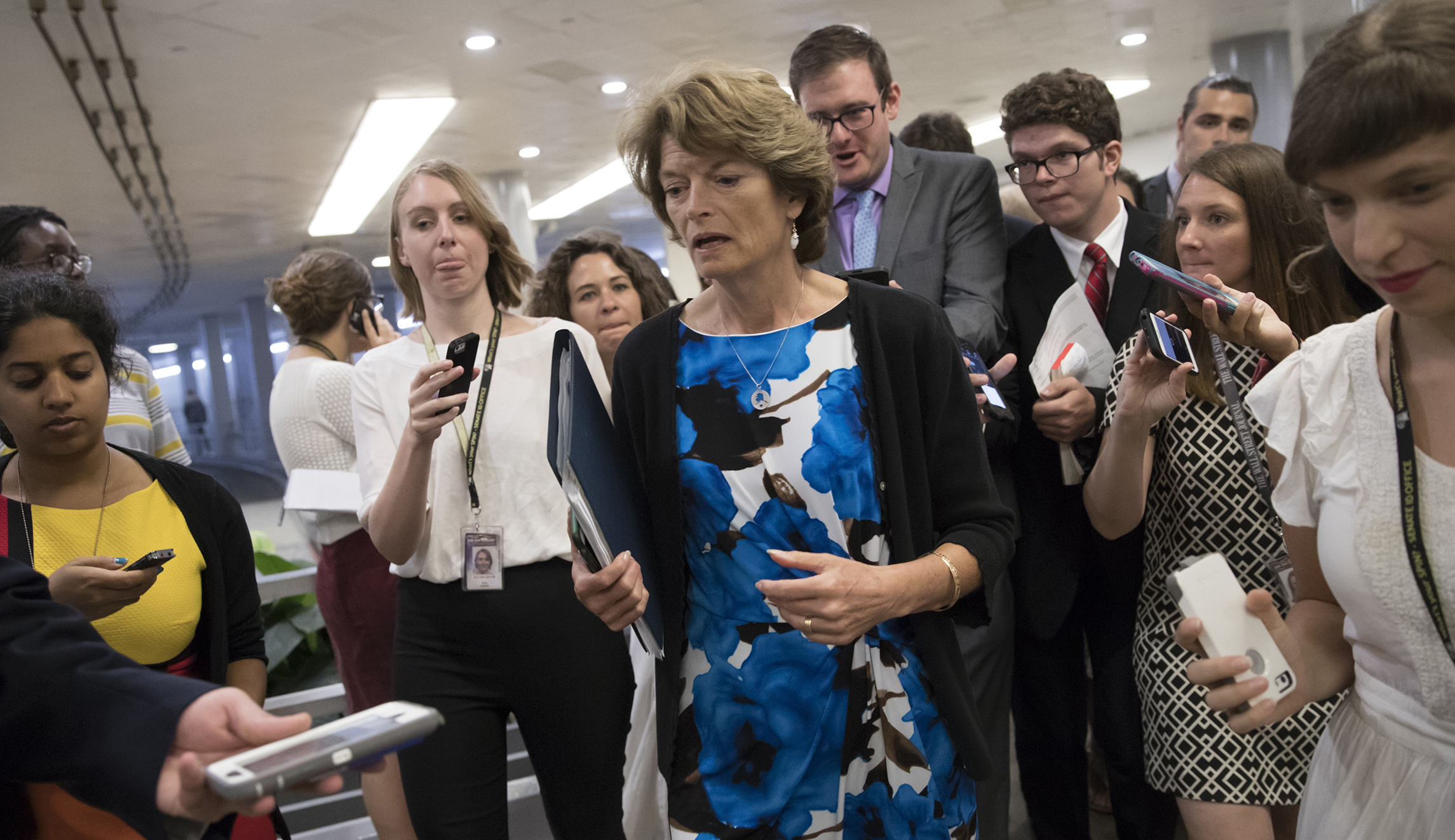 Lisa Murkowski offers bill aiming to raise $1 billion by opening Arctic wildlife refuge to drilling