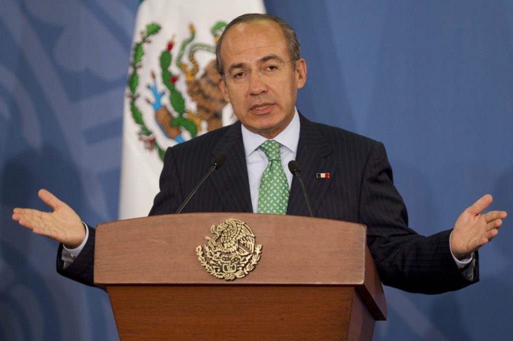Mexican president: Race to replace me still open