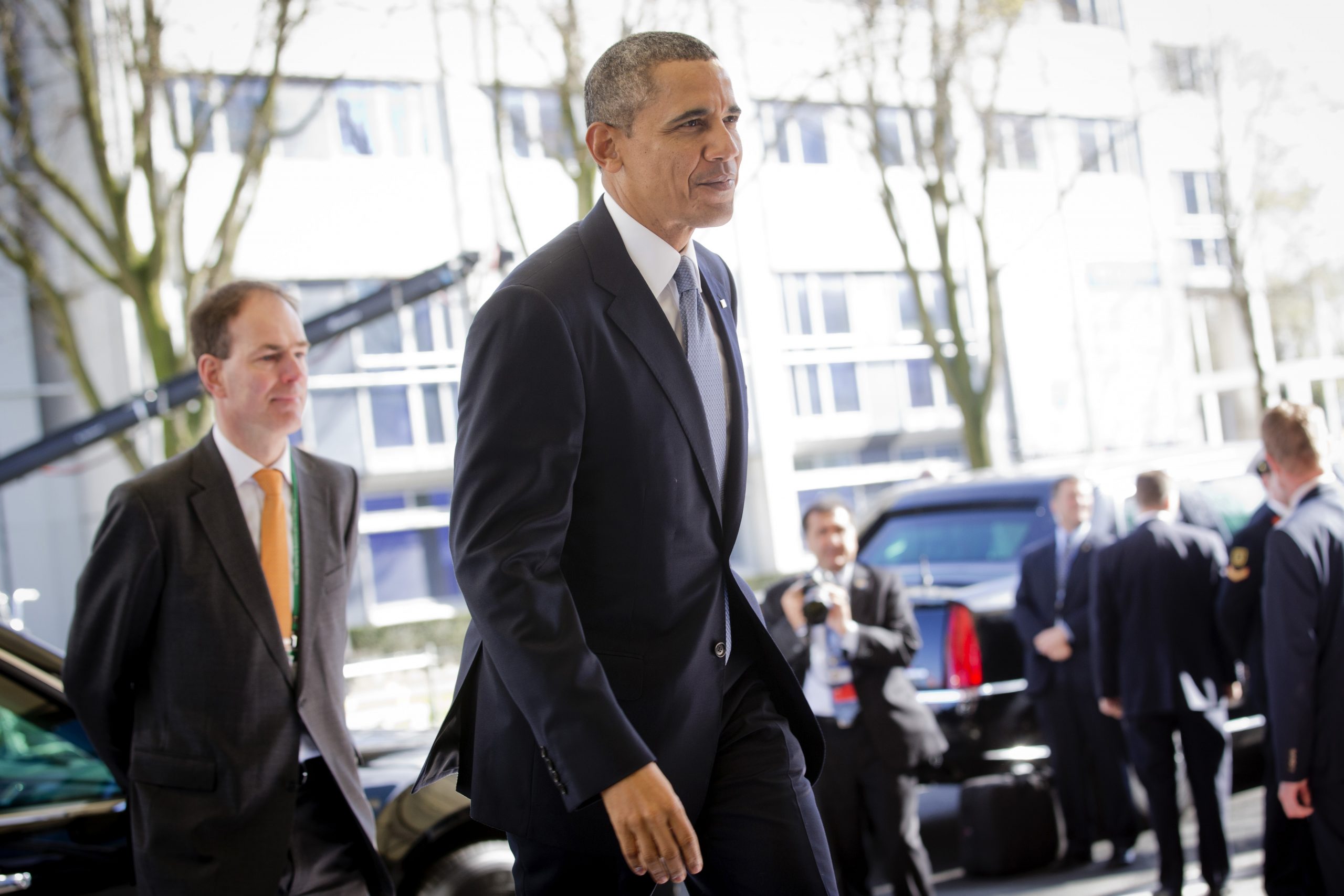 Obama expected to push suspension of Russia from G-8