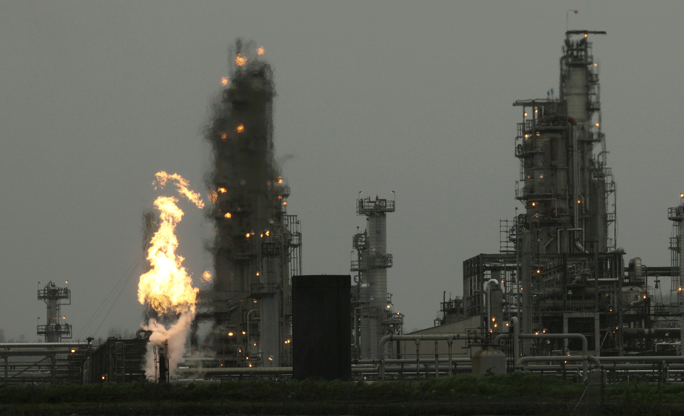 Washington’s carbon tax faces uphill fight