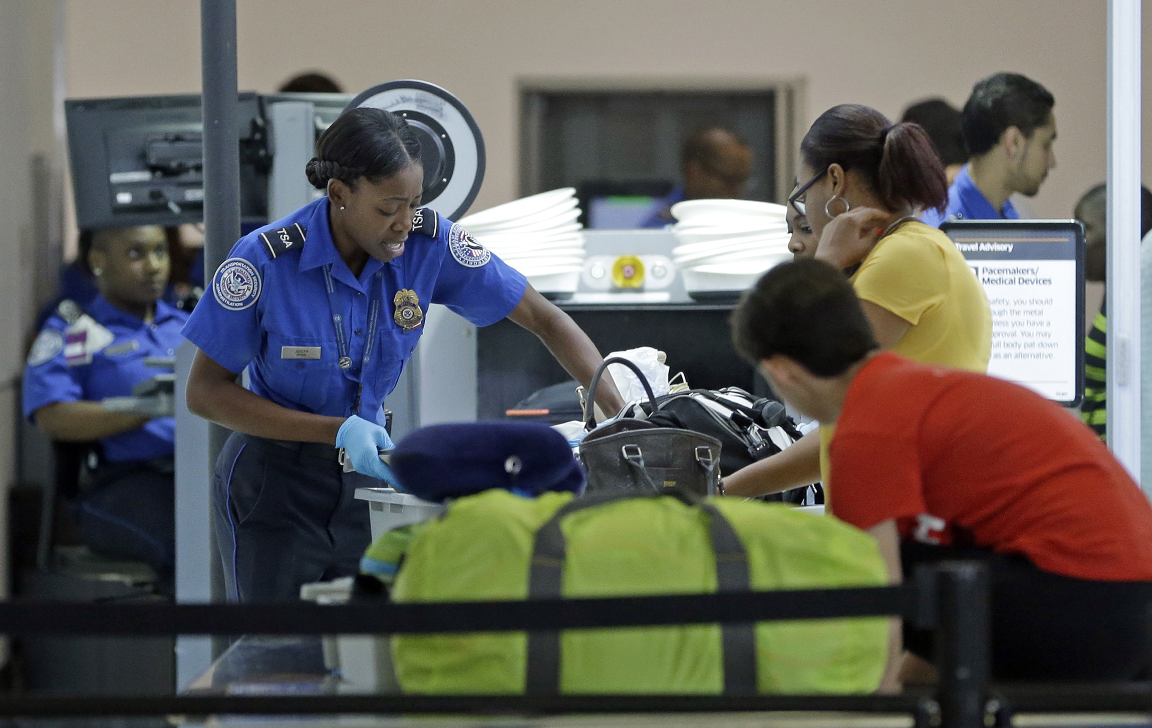 Audit: TSA gauges risk at 40 airports every three years