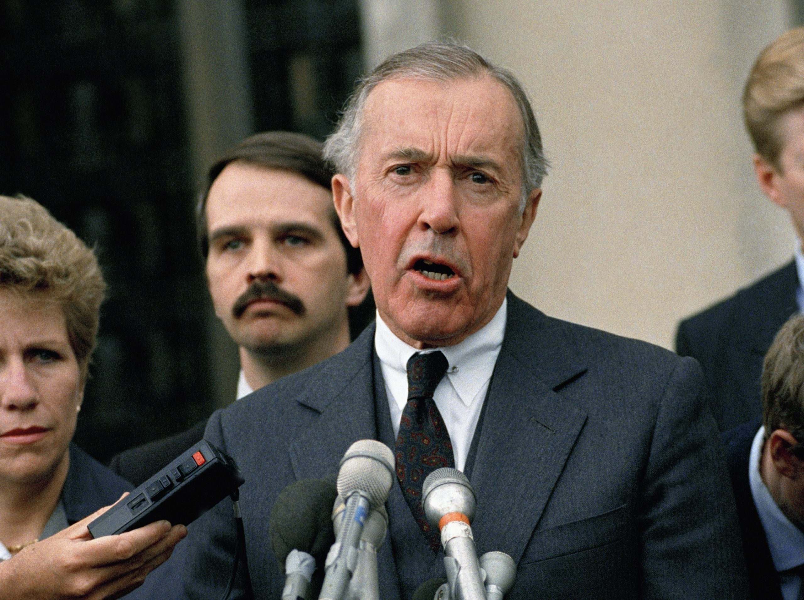 Lawrence Walsh, Iran-Contra prosecutor, has died