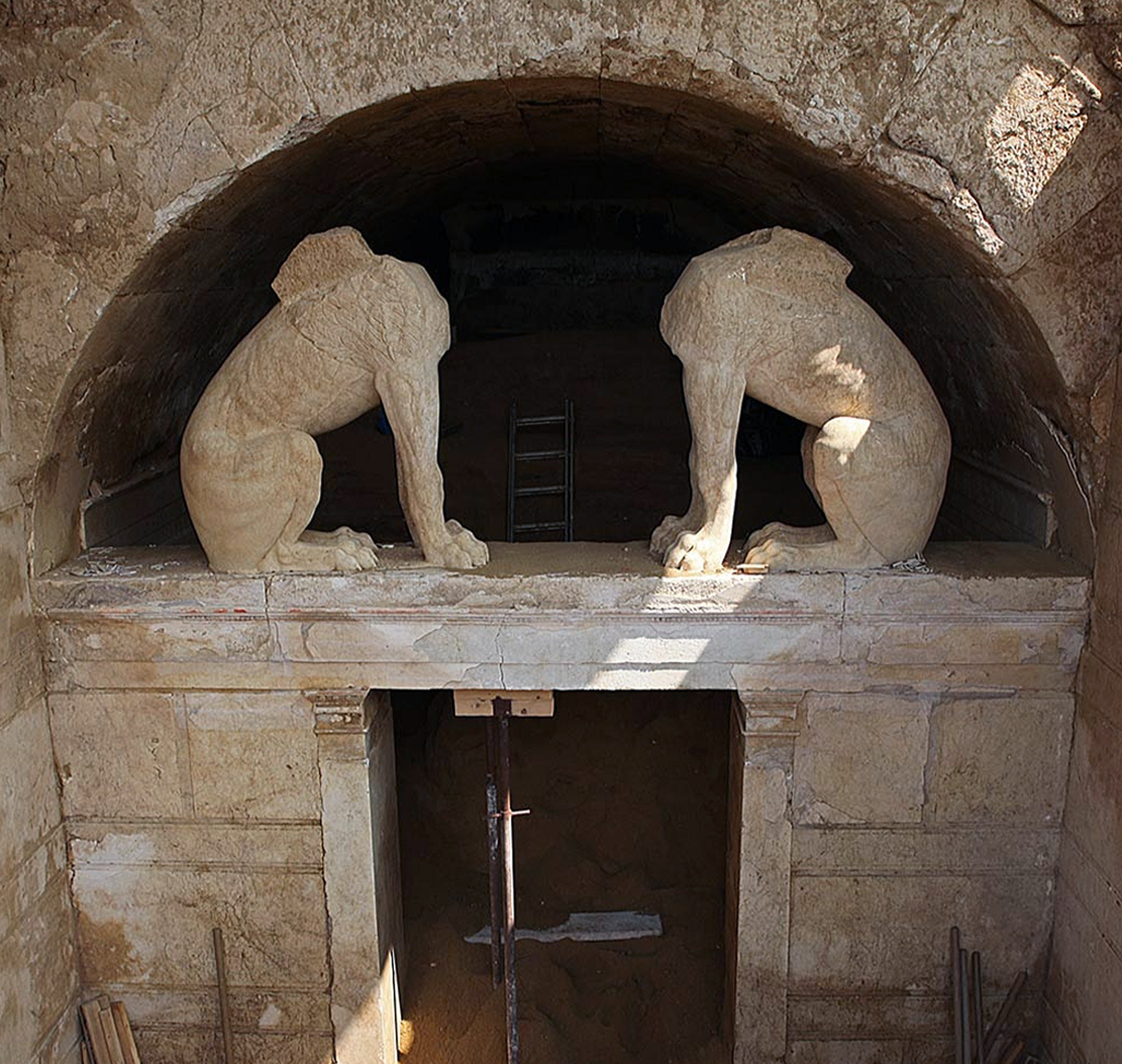 Greek archaeologists enter large underground tomb