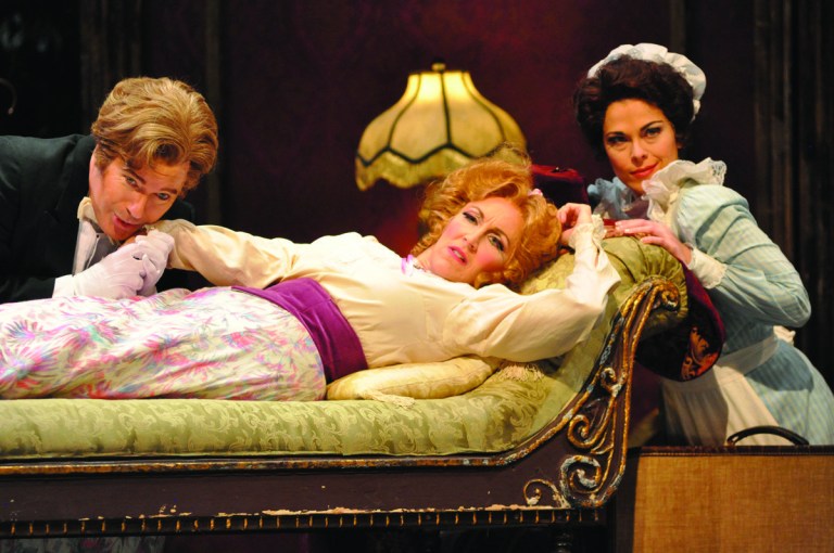 The sweeping comedy of ‘Die Fledermaus’