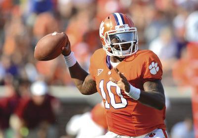 Auburn’s Malzahn spreads his knowledge to Clemson’s Morris